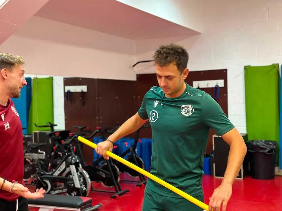 Zamora cf  (4)