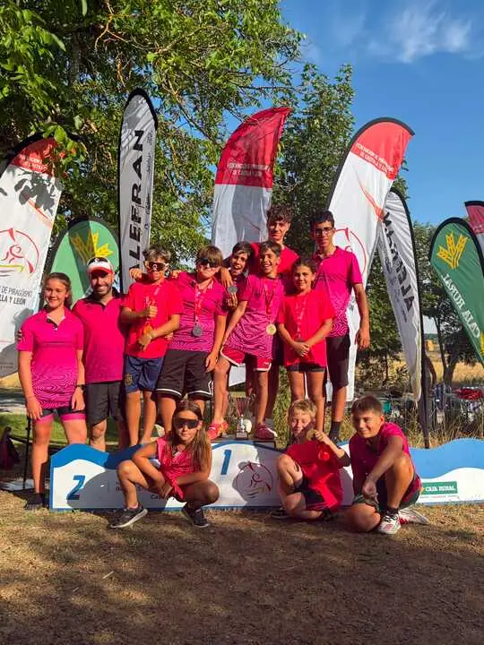 1 foto, foto equipo Amigos del remo