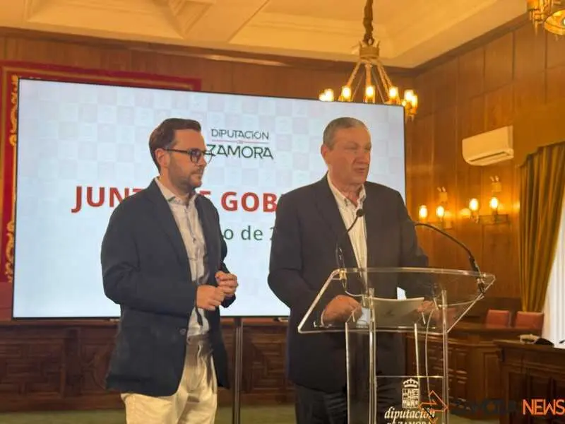 Javier Fa&uacute;ndez y V&iacute;ctor L&oacute;pez _3