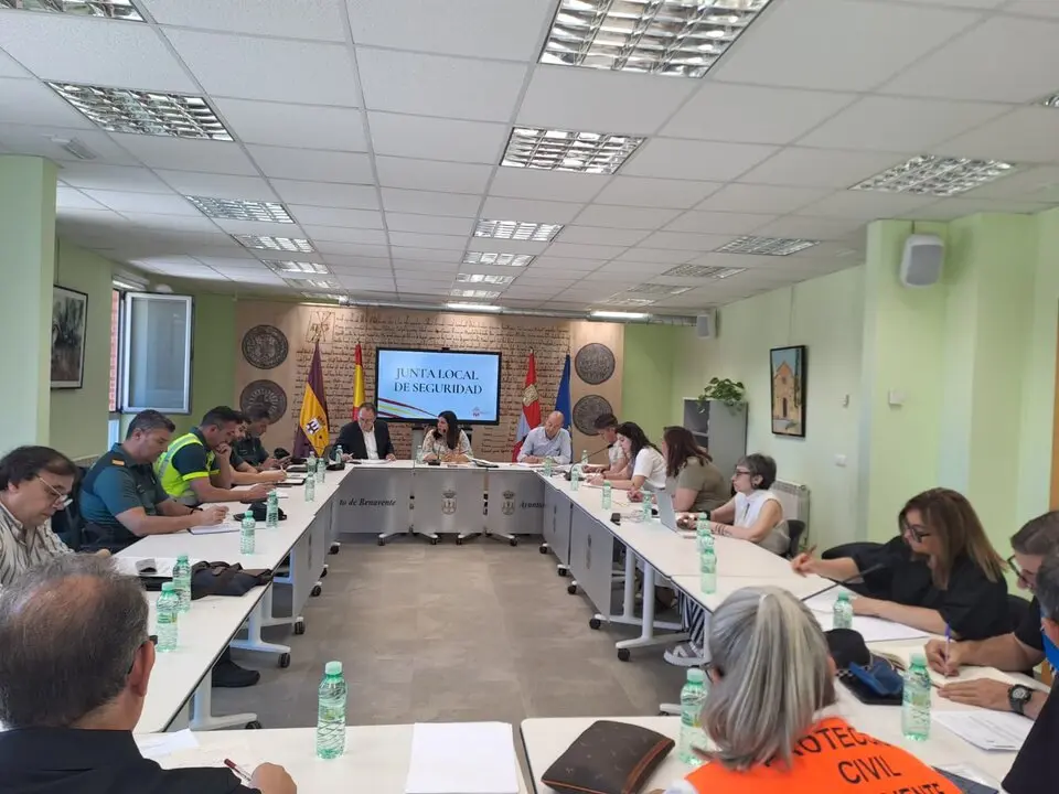 Reuni&oacute;n Junta Local de Seguridad en Benavente