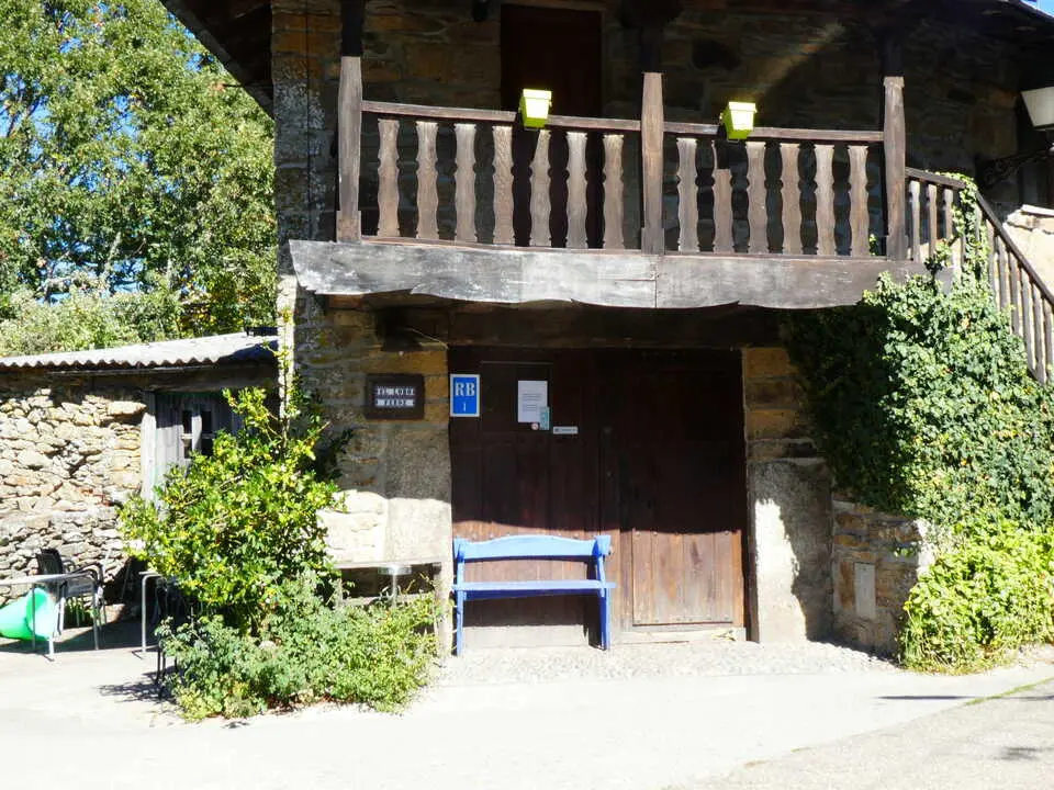 Bar Lobo Feroz en Manzanal de Arriba