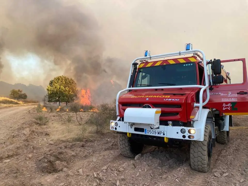 incendio en R&aacute;bano de Aliste (27)