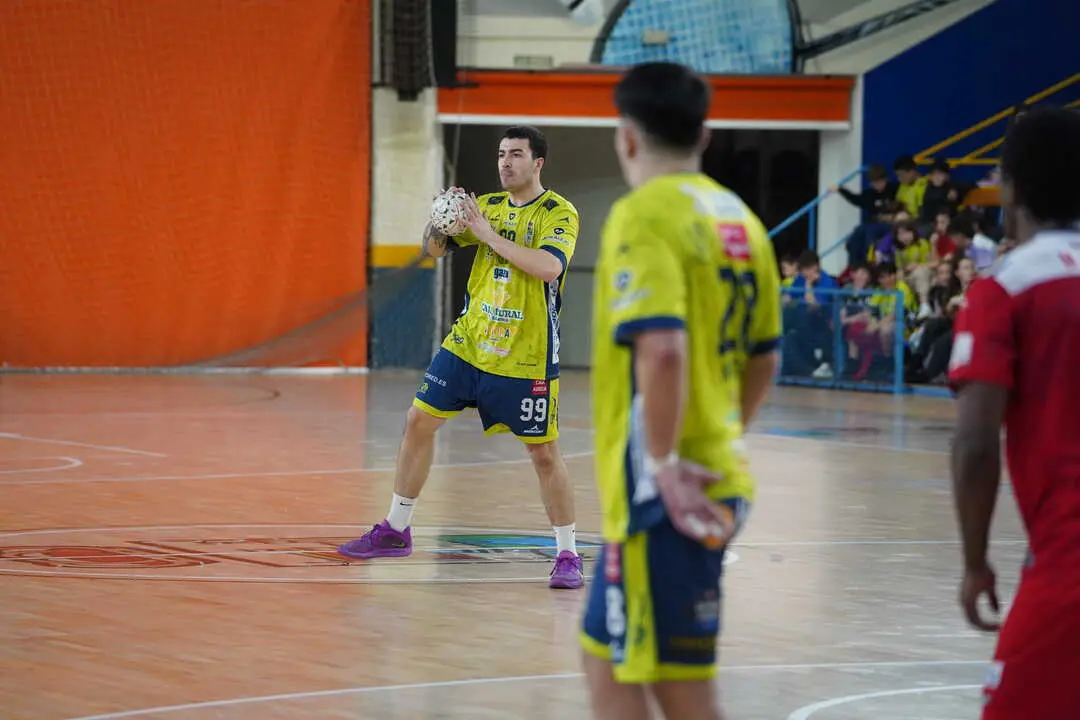Ra&uacute;l Escudero Balonmano Zamora