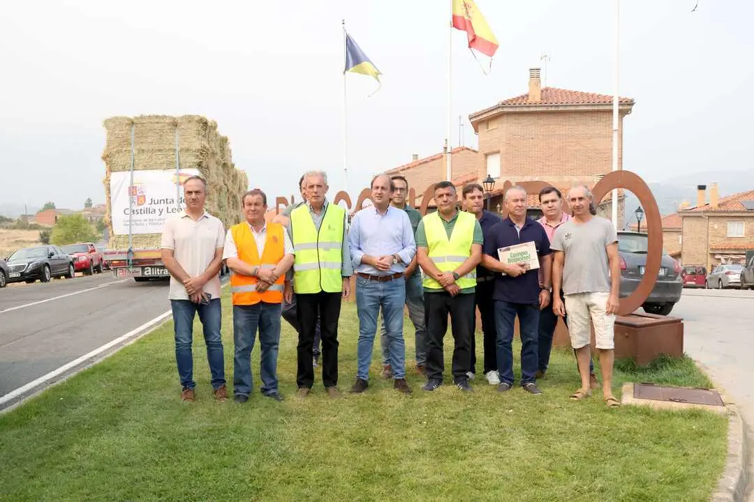 Reuni&oacute;n con alcaldes y OPAS en &Aacute;vila