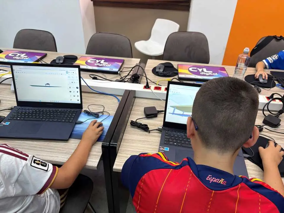 Alumnos en un curso anterior de CyL Digital