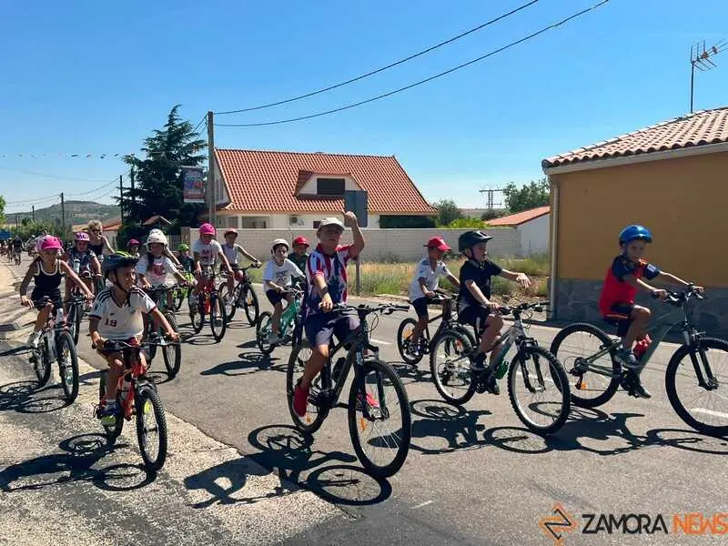 Coreses inaugura sus fiestas con la tradicional marcha a Gallegos_14