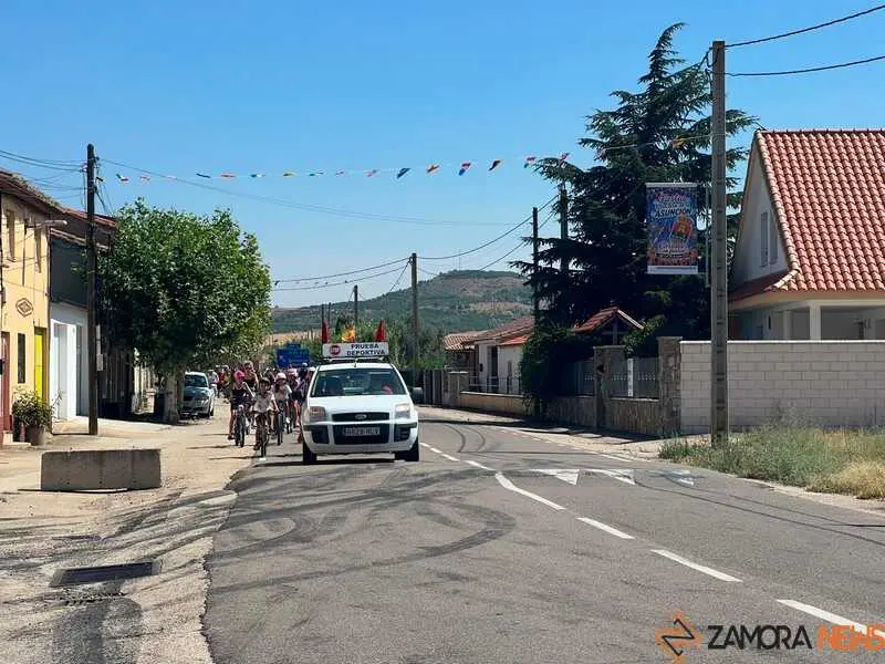 Coreses inaugura sus fiestas con la tradicional marcha a Gallegos_19
