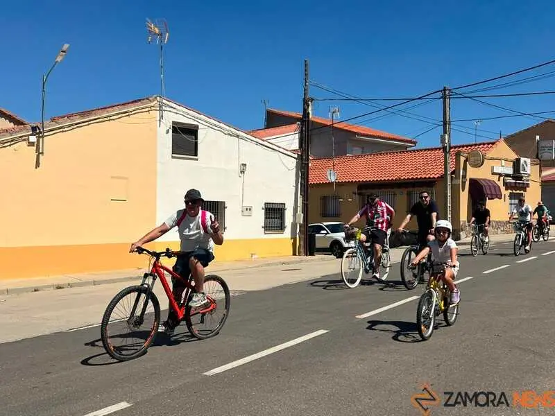 Coreses inaugura sus fiestas con la tradicional marcha a Gallegos_31