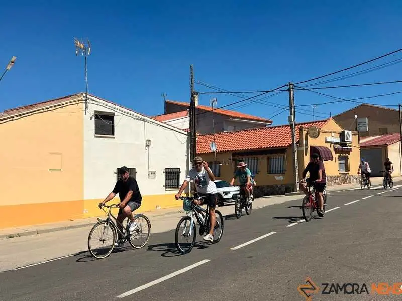 Coreses inaugura sus fiestas con la tradicional marcha a Gallegos_35