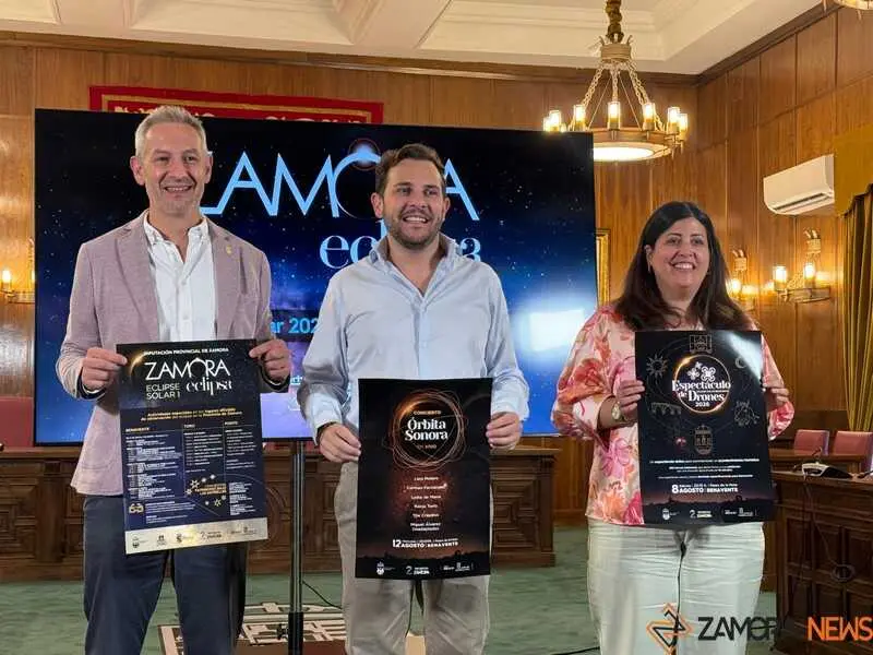Carlos Rodr&iacute;guez, V&iacute;ctor L&oacute;pez y Beatriz Asensio