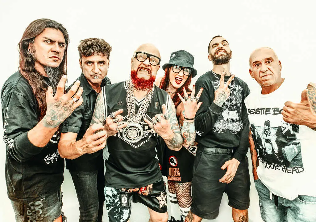 03-Def Con Dos-Gira Alzheimer 30 aniversario-Banda