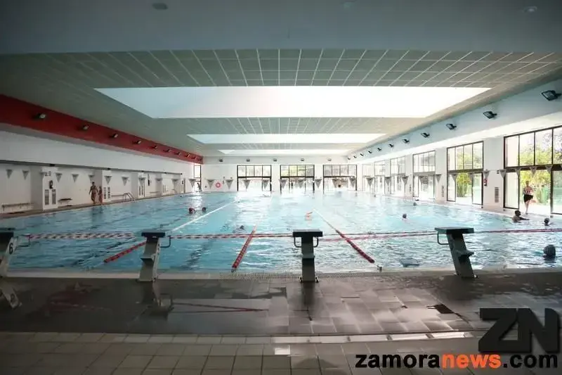 Piscina cubierta en la Ciudad Deportiva