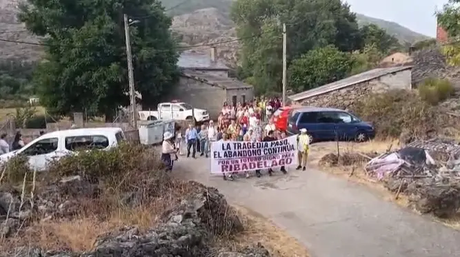 Manifestaci&oacute;n en Ribadelago