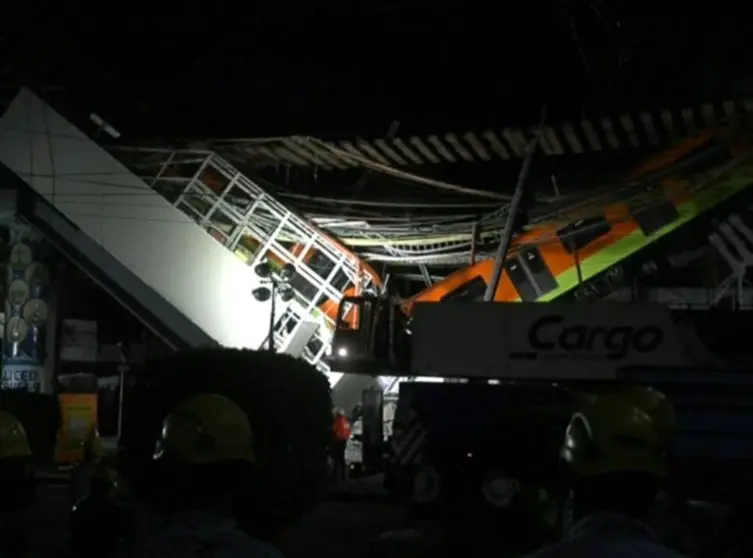 Imagen del estado en el que ha quedado el metro de la línea 12 en Ciudad de México