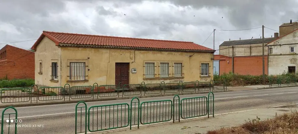 Antigua_casa_cuartel_Villanueva_del_Campo_ZA