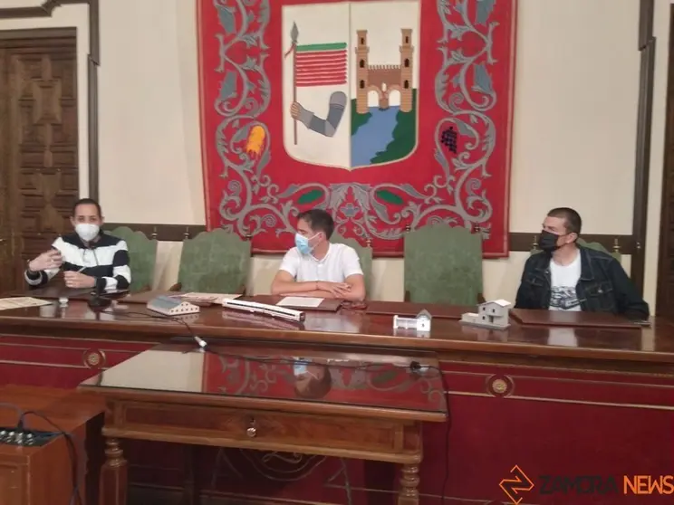 Un momento de la rueda de prensa en el Ayuntamiento de Zamora