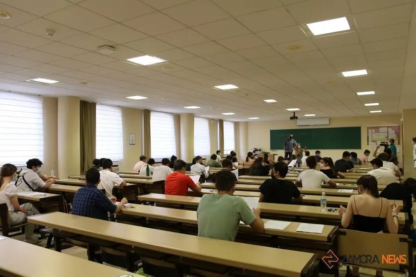Alumnos de la EBAU en la Escuela Politécnica de ZAMORA