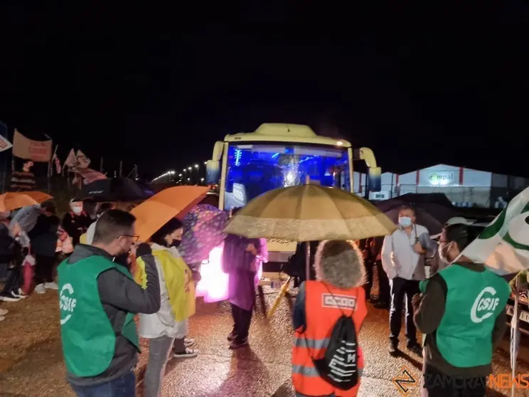 Paros de madrugada de los empleados de Siro el pasado miércoles