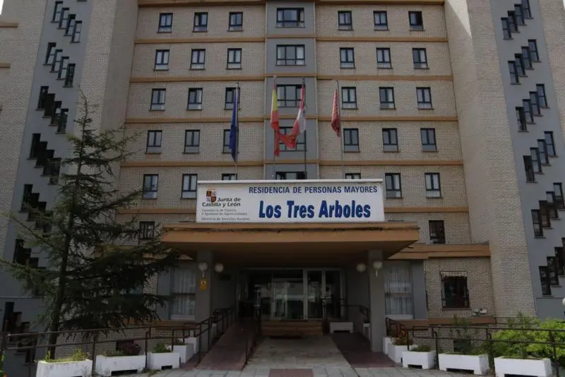 residencia tres arboles