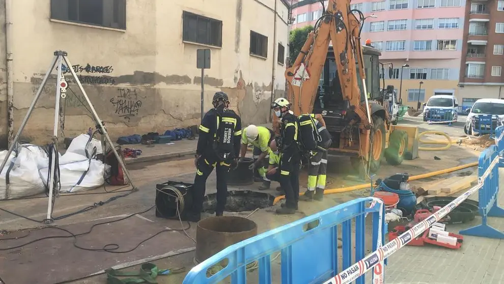 bomberos y aquona campo de marte (3)