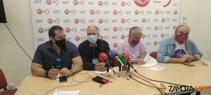 Foto de archivo de una rueda de prensa de UGT