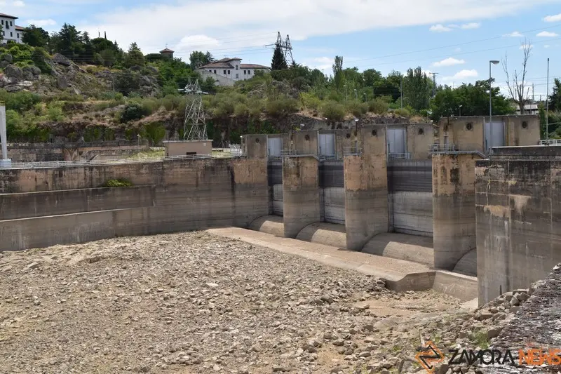 embalse ricobayo sequía (80)