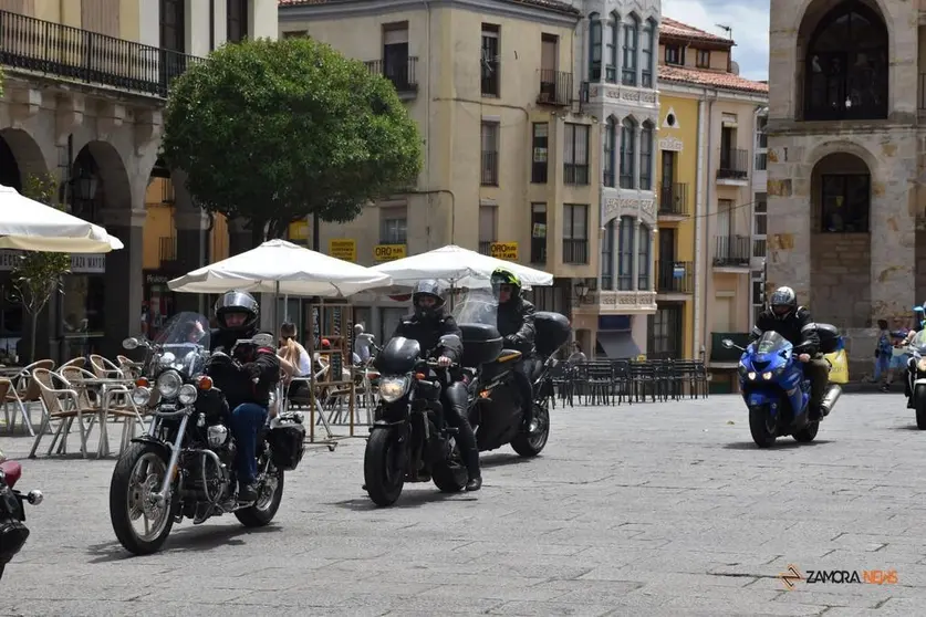 Motoristas solidarios con Ucrania (5)