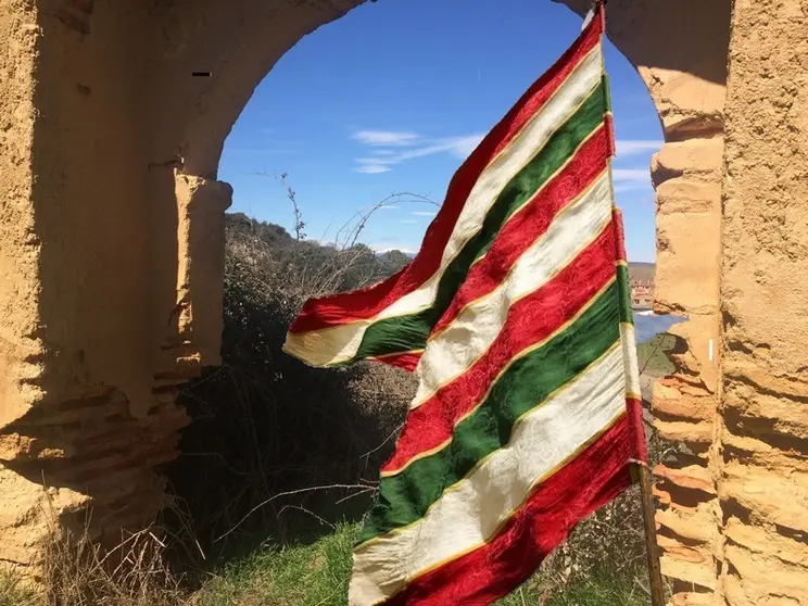 Pendón en la iglesia de Santa Marta de Tera