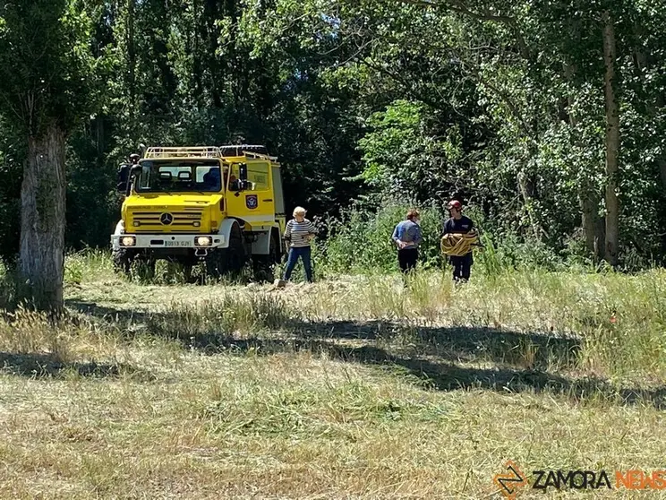 Bomberos en Villamor