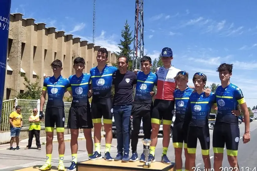 Podium Cuella Cto CyL Globalia-Bodega Perahigos (1)