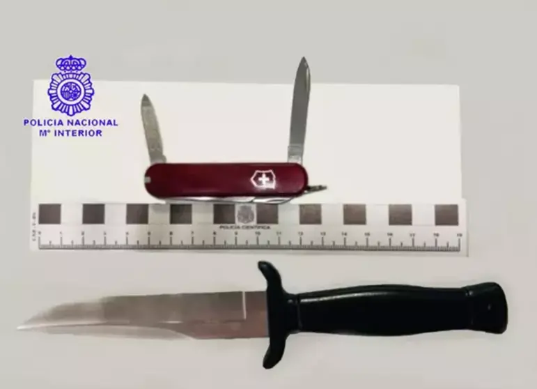 Puñal intervenido. Fotografía: POLICIA NACIONAL DE VALLADOLID