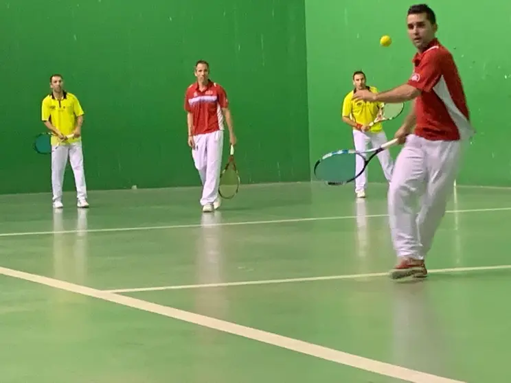 Partido de frontenis. Cedida: Federación de Pelota de CyL