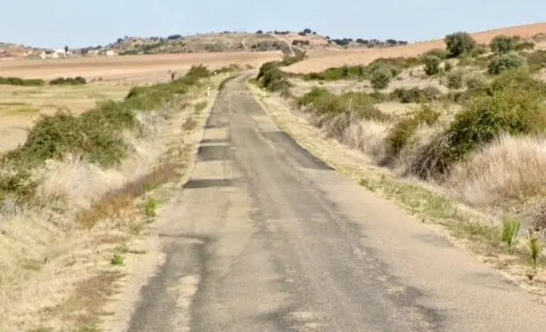 Carretera ZA-320 desde La Pueblica a Almeida