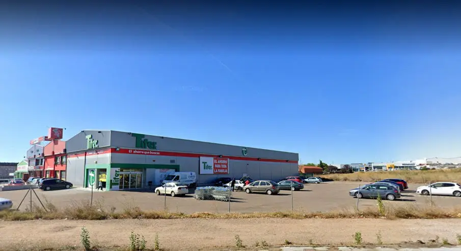 supermercado Tifer en zamora