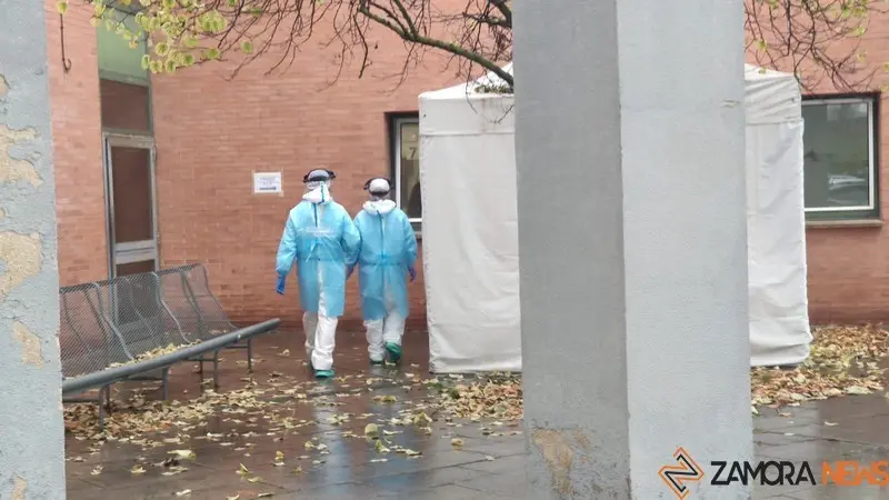 Sanitarios en un centro de salud