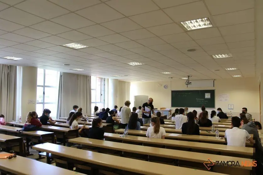 Imagen de archivo de alumnos de la EBAU en la Escuela Politécnica de Zamora