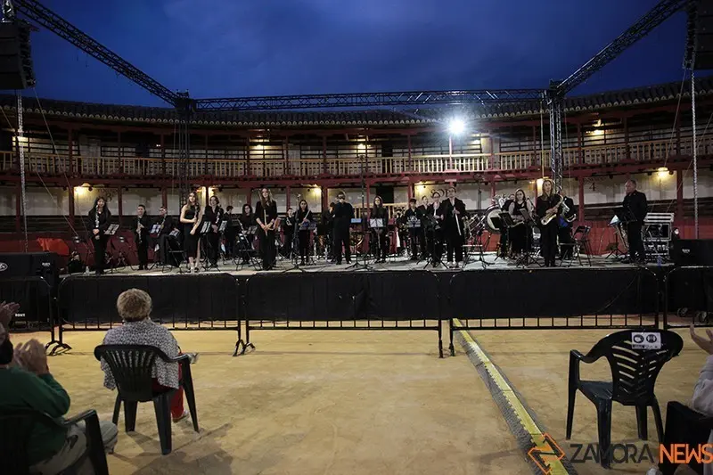 Concierto de verano de la Banda de Música La Lira