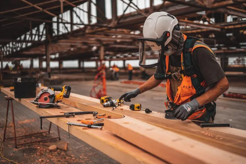 Trabajador del sector madera y mueble