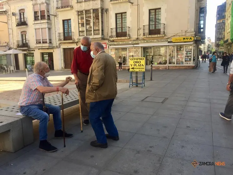 Zamoranos descansando en Santa Clara