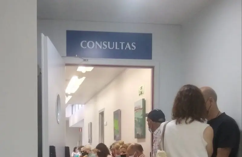 Pacientes en una consulta