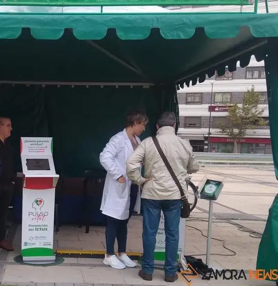 Celebración del Día Mundial de Ictus en la Plaza de la Marina de Zamora