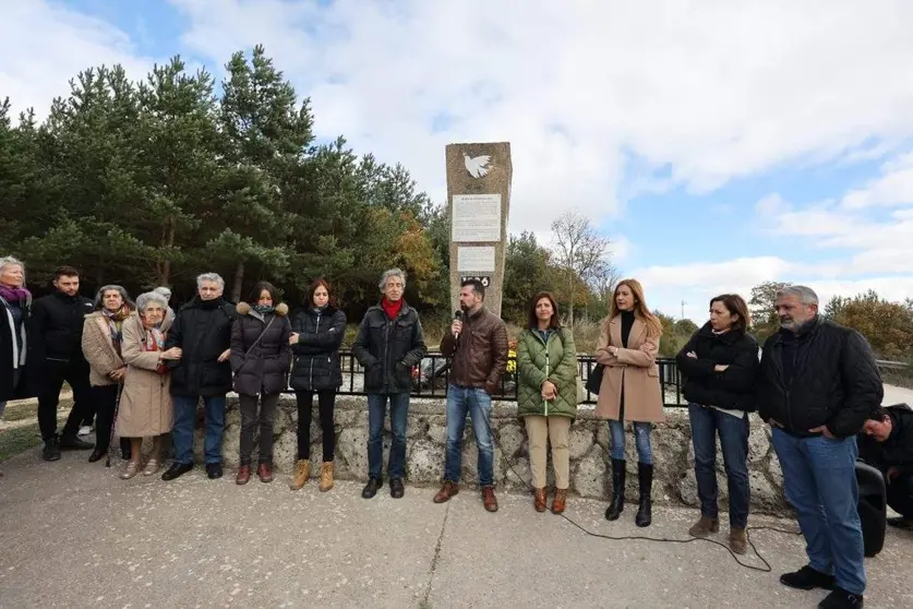 Acto de homenaje  celebrado en el Monte de La Pedraja, Burgos,  en recuerdo de las víctimas  del franquismo. Fotografía: PSOECYL