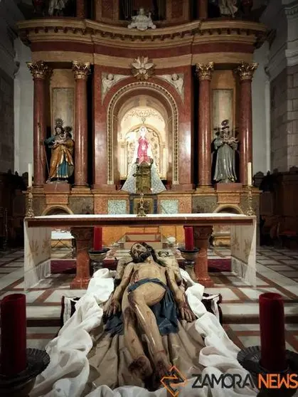 El Yacente en la Iglesia de San Vicente