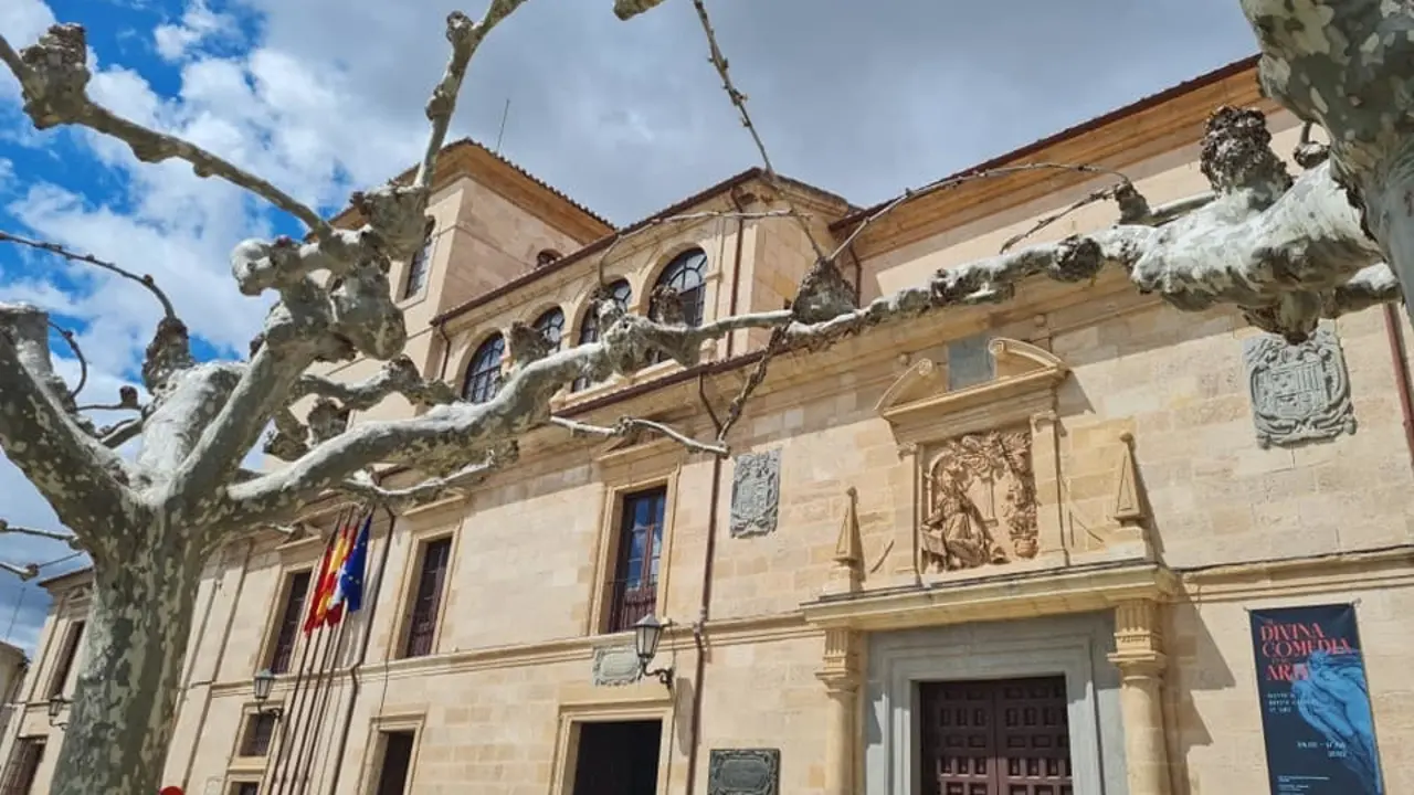 Fachada Diputaci&oacute;n de Zamora