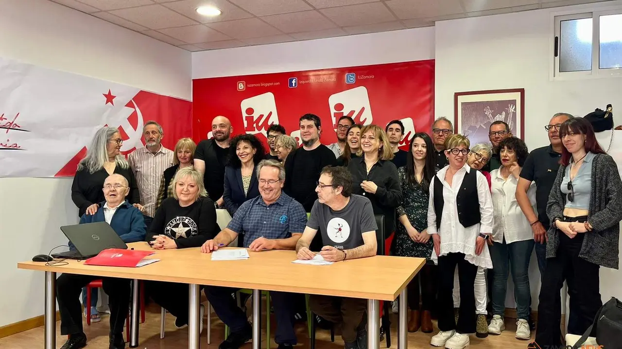 Presentaci&oacute;n de la lista completa con la que Izquierda Unida concurrir&aacute; al Ayuntamiento de Zamora_2