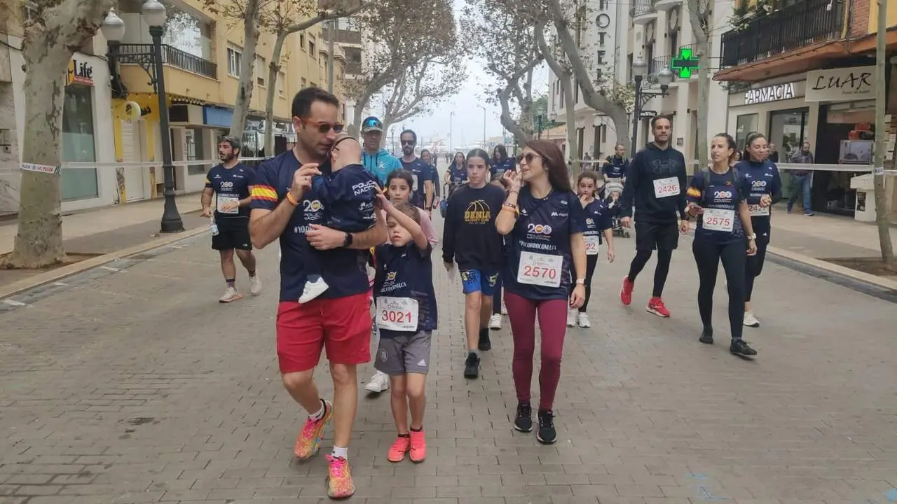 Más de 1.300 personas corren por Luca en Denia