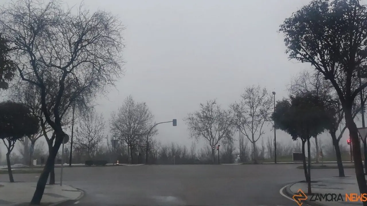 D&iacute;a nublado y lluvia en Zamora 