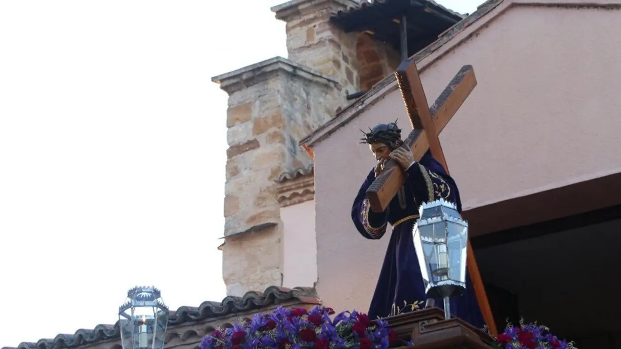 nazareno san frontis jueves traslado_11