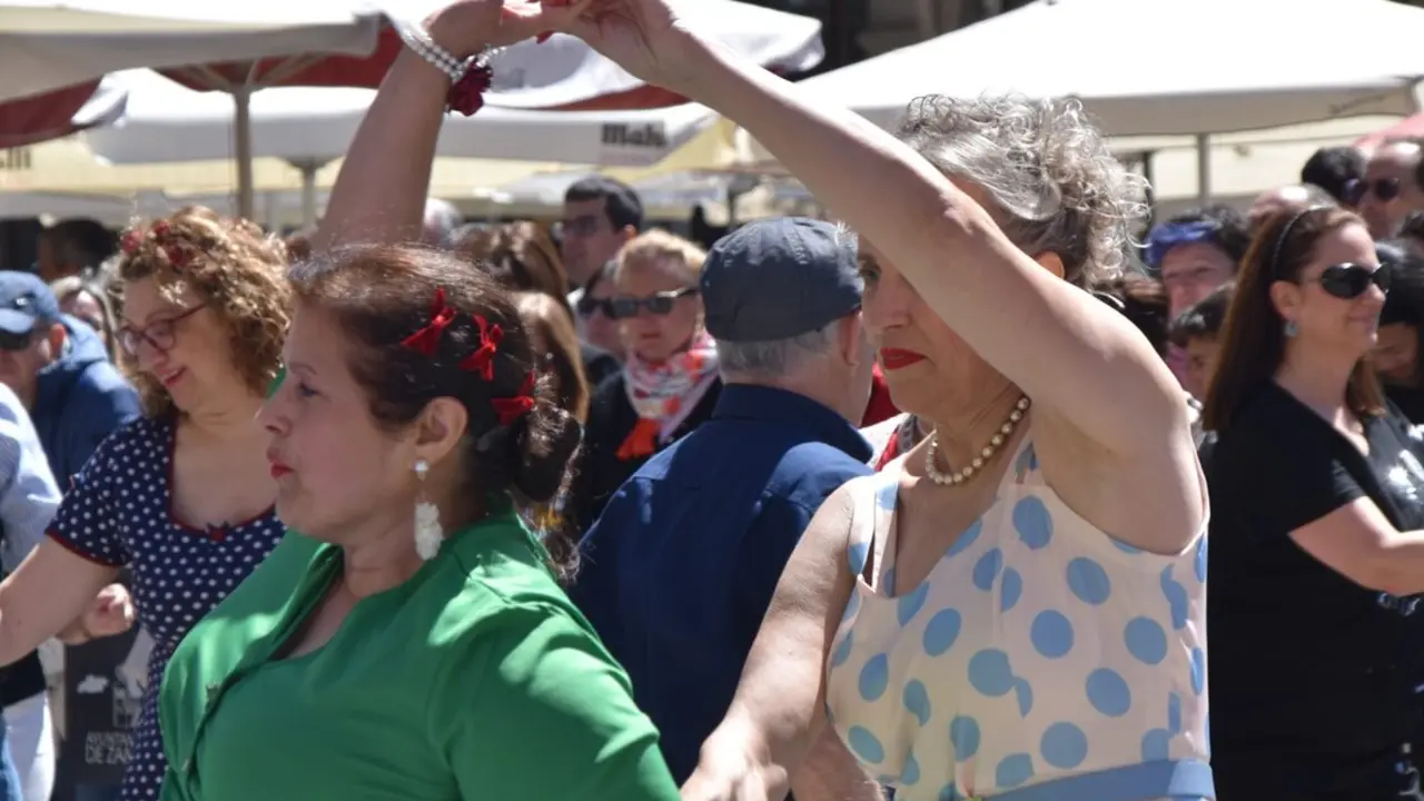 D&iacute;a Internacional de la Danza, Plaza Mayor
