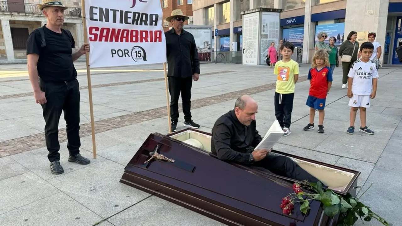 Zamora exige el regreso del AVE_15